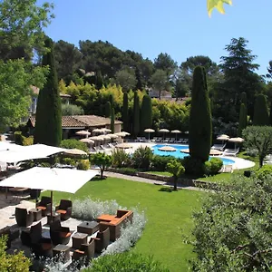 De Mougins
